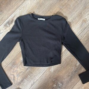 Zara  basic Black Long Sleeve Crop Top size small